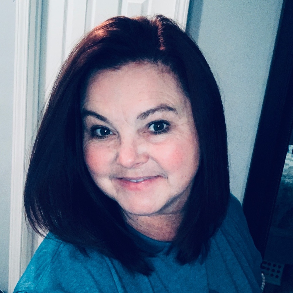 Meet your Posher, Tina
